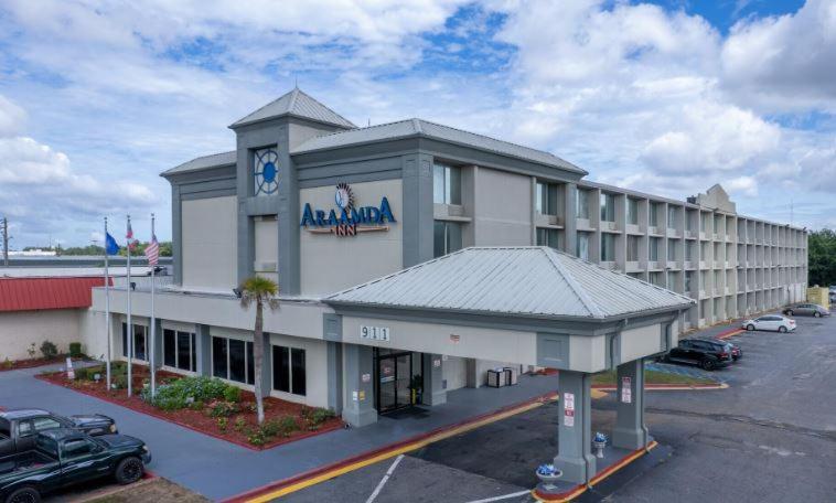 Araamada Hotel 3*