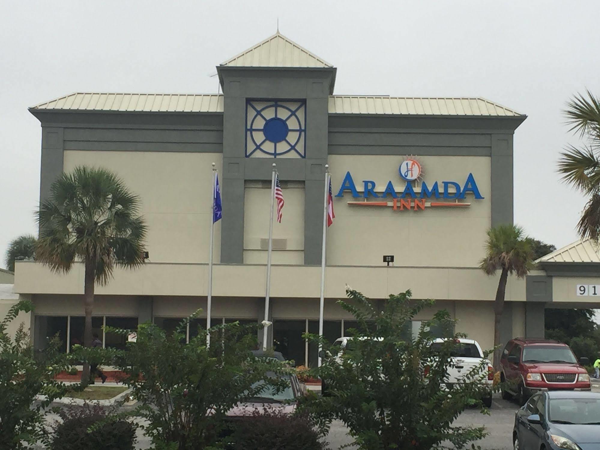 Araamada Albany