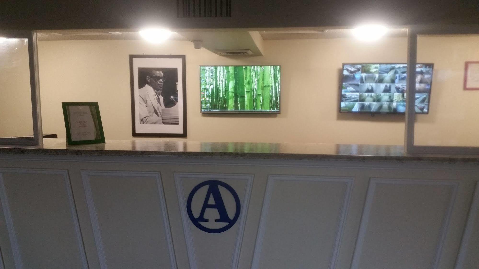 Araamada 3* Albany