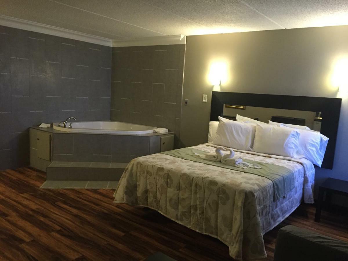 Hotel Araamada Albany